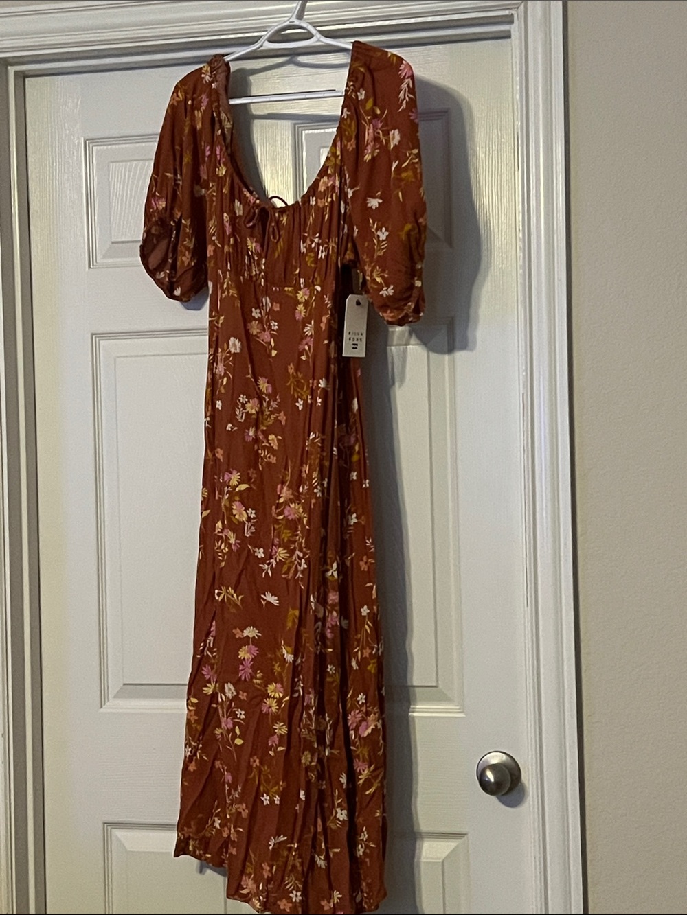 Billabong Rust Floral Maxi Dress with Puff Sleeves